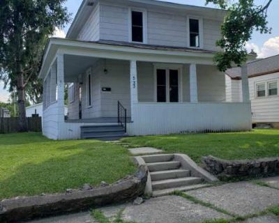 3 BR Near Fort Wayne Zoo. image_url. W/D hookup Pet friendly Garage Air conditioning Range Refrigerator Unit Amenities air conditioning range refrigerator w/d hookup Property Amenities pet friendly parking garage cats allowed dogs allowed. Pets allowed. 3 Bedroom. 2 Bathroom. 1600 ft