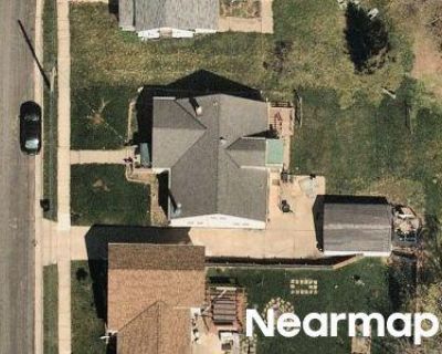 3 Bed 2 Bath Preforeclosure Property in Hartford, WI 53027 - First St