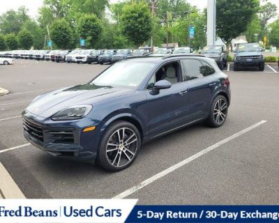 Used 2024 Porsche Cayenne Turbo V6 AWD For Sale Langhorne PA F502391 | Fred Beans Ford of Langhorne