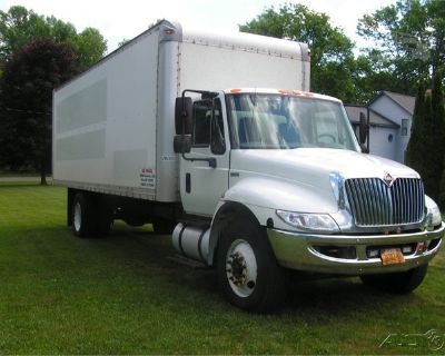 2014 International Durastar 4300 International MaxxForce 7.64L
