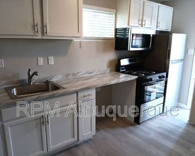 1 Bedroom 1BA 300 ft Pet-Friendly House For Rent in Belen, NM