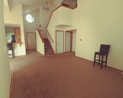 Unfurnished Room for Rent - Large bedroom with full private bathroom