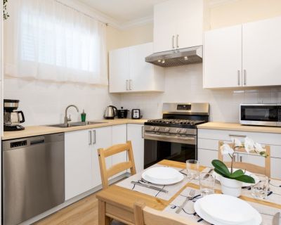 2 Bedroom 1BA 750 ft Furnished Apartment For Rent in Port Coquitlam, British Columbia