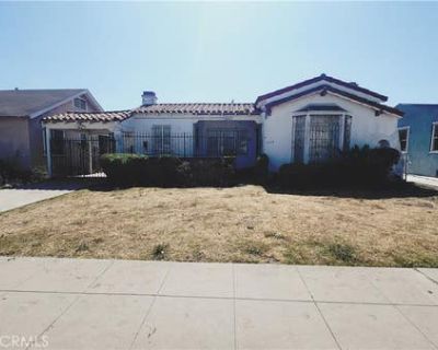 1920 ft Duplex For Sale in LOS ANGELES, CA