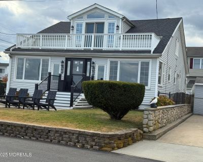 5 Bedroom 3BA 2145 ft Single Family House For Sale in Laurence Harbor, NJ