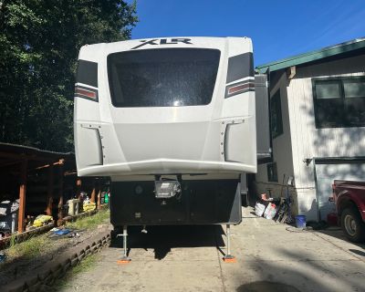 2022 Forest River Xlr Nitro 351