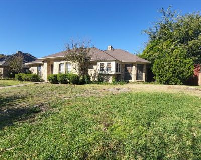 3 Bedroom 2BA 2101 ft Single Family House For Sale in Carrollton, TX