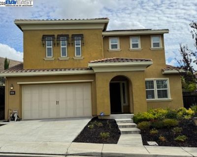 Volterra Ct. Location! Location!Location with Premium Lot! This stunning home offers 3,974 sq. ft. of living space with 5 bedrooms, 4.5 bathrooms, including a junior suite on the first level. One of the most desirable floor plans, featuring a FULL bedroom and bath downstairs. Beautifully designed with a modern upgrades, wood flooring throughout the main level, and plush carpeting in the bedroom...