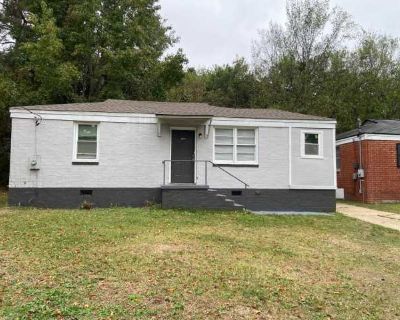 2 Bedroom 1BA 792 ft Apartment For Rent in Columbus, GA