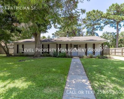 3 Bedroom 2BA 1485 ft Pet-Friendly Single-family home For Rent in Fairhope, AL