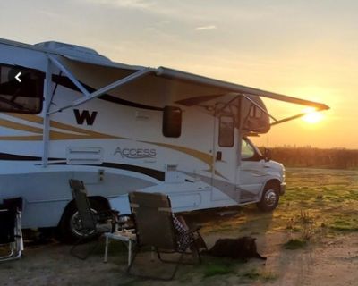 2011 Winnebago Access Premier 26QP