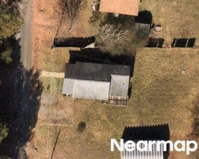 2 Bed 1.0 Bath Foreclosure Property in Winston Salem, NC 27107 - Old Wayside Dr