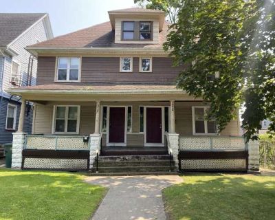 1212-1214 South Plymouth Avenue. This charming city on Lake Ontario offers festivals, minor-league sports and four-seasons enjoyment. Info provided by buildium Studio 1 Bedroom 2 Bedrooms 3 Bedrooms 4 Bedrooms Never miss a deal! Get immediate alerts when prices drop or new units arrive. Turn on alerts 4 Bed, 2.0 Bath 4 Bed 2 Bath 1140 sqft Starting at $1,800 Available 1. 4 Bedroom. 2 Bathroom. ...
