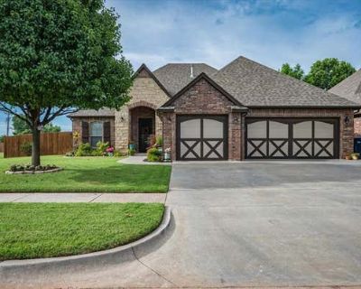 3 Bedroom 3BA 1924 ft Single Family Home For Sale in YUKON, OK