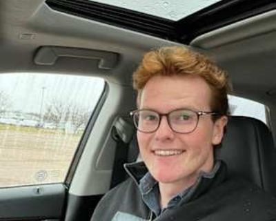 Chris, 22 years, Male. Looking in: Peoria, Peoria County, IL