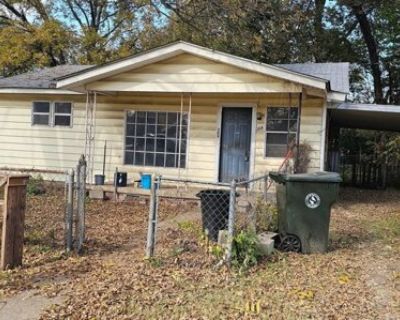 W Chickasaw Ave, Sallisaw, Home For Sale