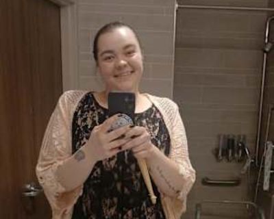 Emerald, 30 years, Female. Looking in: Beacon, Dutchess County, NY