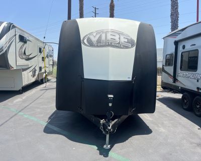 2017 Forest River VIBE 272BHS