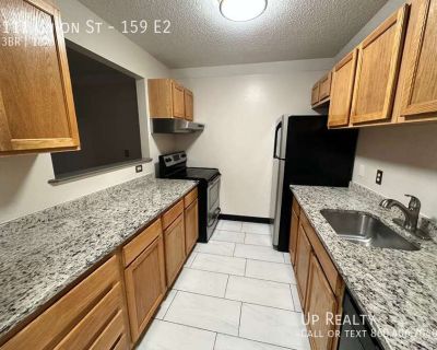 3 Bedroom 1BA Apartment For Rent in Bristol, CT