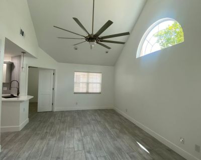 615 RICHLAND COURT. Step into your new home in the heart of Altamonte Springs! This beautifully renovated condo offers modern living with the convenience of a prime location. Perfectly situated near Altamonte Mall, an array of bars and restaurants, and the picturesque Cranes Roost Park, you ll have everything you need just moments away. Plus, with quick access to I-4, your commute and travel pl...