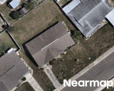 2 Bed 1.0 Bath Foreclosure Property in Sun City Center, FL 33573 - Bel Air Ave