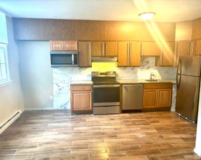 1 Bedroom 1.5BA 669 ft Pet-Friendly Apartment For Rent in Tariffville, CT