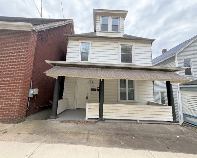 3 Bedroom 1BA 1990 ft Apartment For Rent in Pitcairn, PA