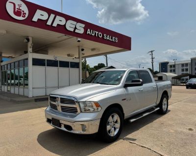 2016 Dodge Ram 1500 Crew Cab Lone Star Pickup 4D 5 1/2 ft