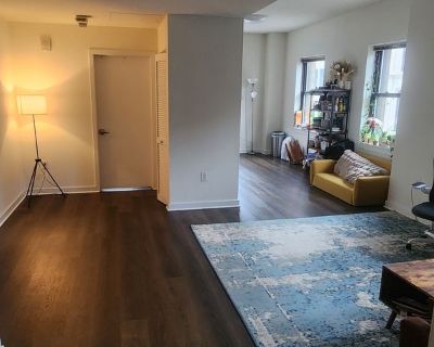 ashni shah (Has an Apartment) on iROOMit. Room in the 1 Bedroom 1BA Apartment...