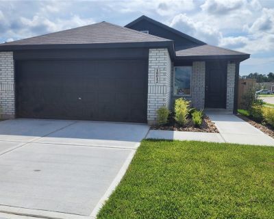 4 Bedroom 2BA Single Family Detached House For Rent in Porter, TX