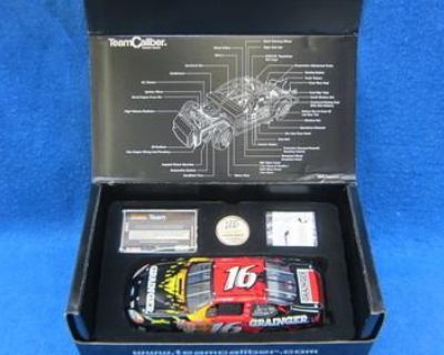 (New In The Box) NASCAR 2003 Greg Biffle Ford Taurus #16 Car