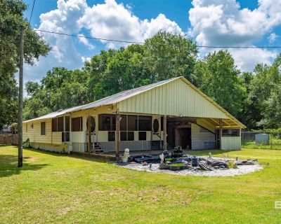 3 Bedroom 2BA 2227 ft Mobile Home For Sale in Foley, AL