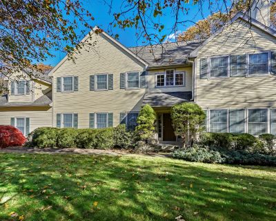 4 Bedroom 3BA 3696 ft Single Family House For Sale in Stamford, CT