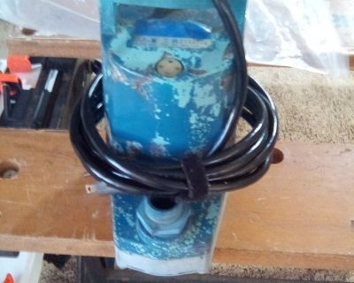 submersible pump