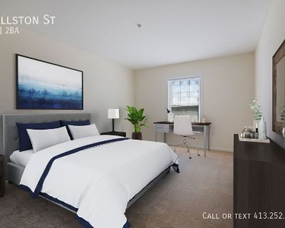 3 Bedroom 1BA 1300 ft Townhouse For Rent in Lawrence, MA