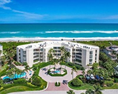 3 Bedroom 3BA 2625 ft Condo For Sale in Stuart, FL