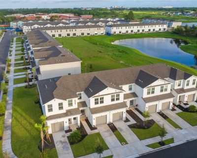 3 Bedroom 2BA 1347 ft Townhouse For Rent in BRADENTON, FL