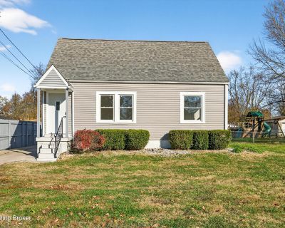 3 Bedroom 1BA 2208 ft Single Family House For Sale in Louisville, KY