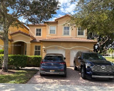4 Bedroom 3BA 2118 ft Apartment For Rent in Doral, FL