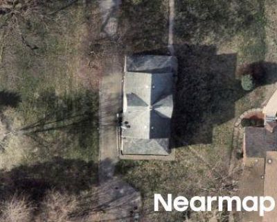 1.0 Bath Foreclosure Property in Hazel Crest, IL 60429 - 172nd St