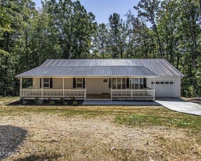 3 Bedroom 2.5BA House For Rent in Lenoir City, TN