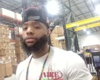 Matthew Joel Faust, 36 years. Looking in: Allentown, Lehigh County, PA