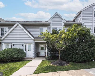 2 Bedroom 1BA Condo For Sale in Telford, PA