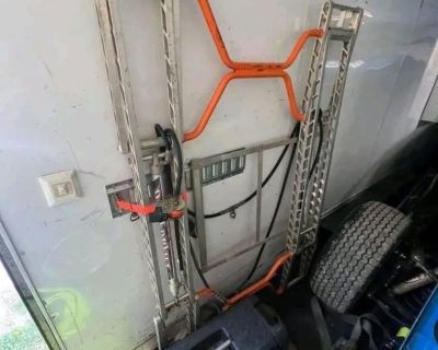 Manual Race Car Pit Lift $650