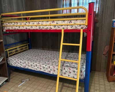 Metal Bunk Beds Very Sturdy
