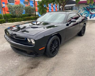 2019 Dodge Challenger SXT Coupe 2D