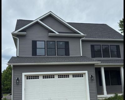5 Bedroom 4BA 2 ft Single Family House For Sale in Alexandria, VA
