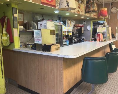 3462 ft Commercial Property For Rent in Bronx, NY