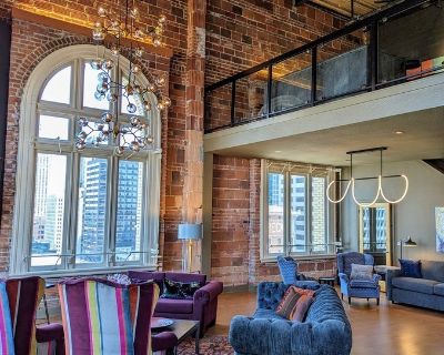 2 Bedroom 2BA 2374 ft Furnished Condo For Rent in Kansas City