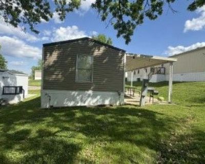2 Bedroom 1BA 980 ft Mobile Home For Rent in Independence, MO